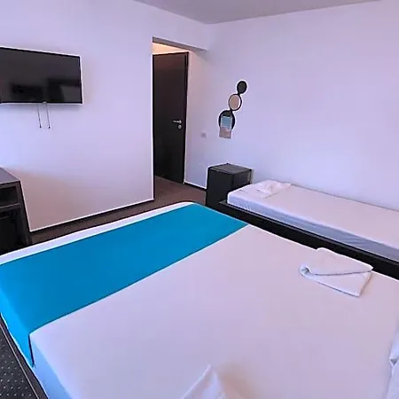 Turquoise 3*